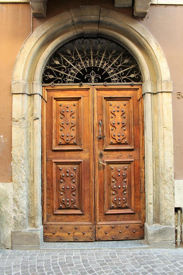Bb Chiavenna Centro Storico Bed and Breakfast Buitenkant foto