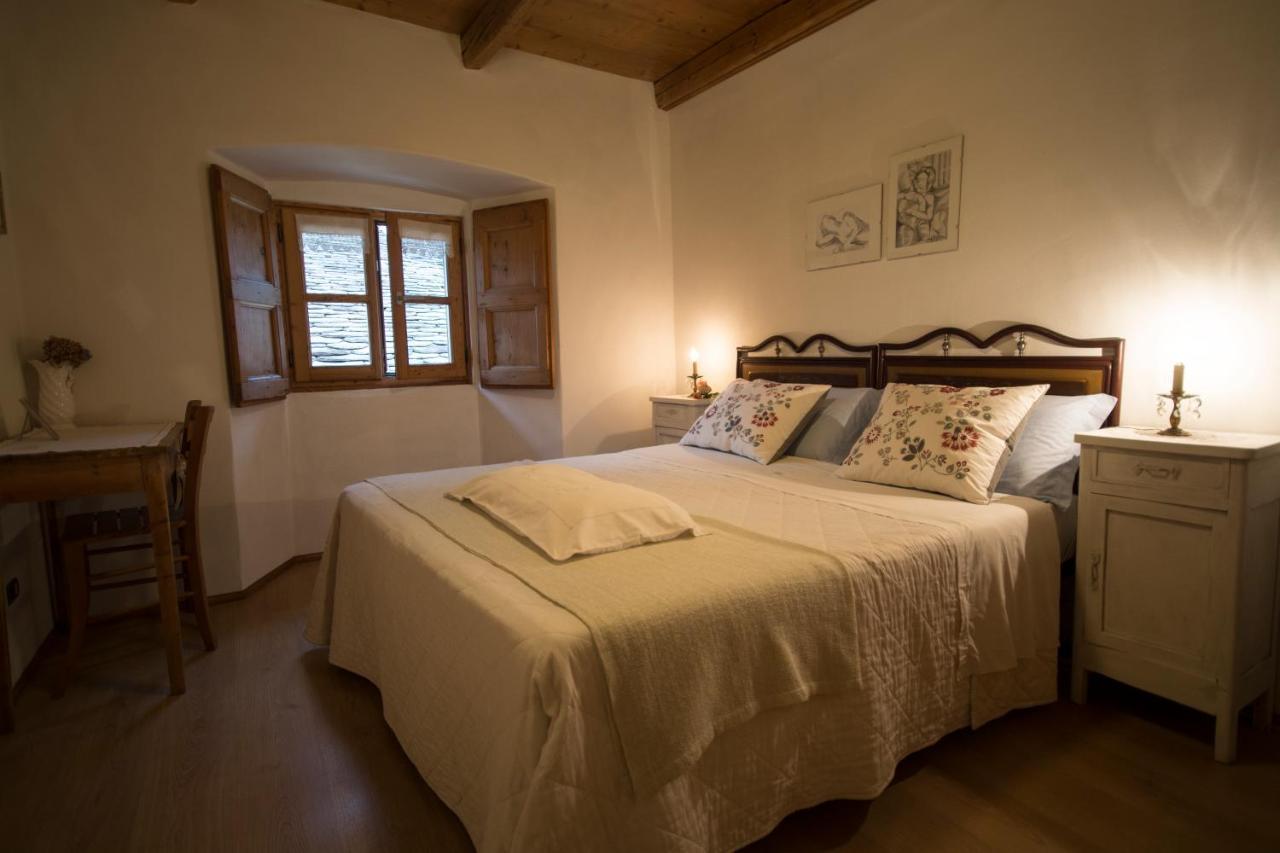 Bb Chiavenna Centro Storico Bed and Breakfast Buitenkant foto