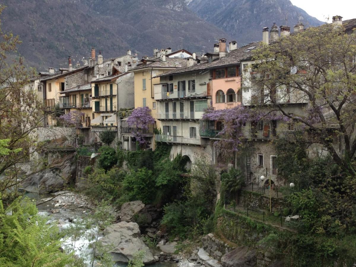 Bb Chiavenna Centro Storico Bed and Breakfast Buitenkant foto