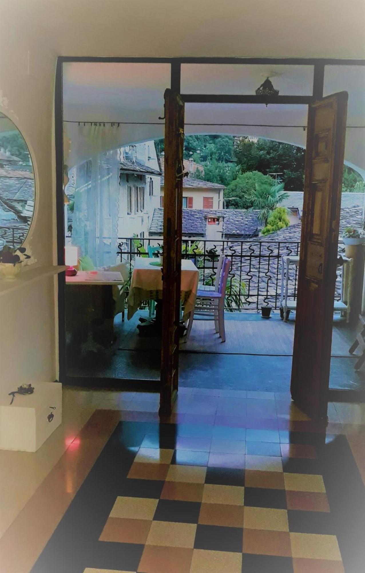 Bb Chiavenna Centro Storico Bed and Breakfast Buitenkant foto